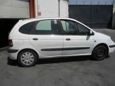 Утилизация автомобиля RENAULT SCÉNIC I MONOSPACE (JA0/1_, FA0_) 1.9 dTi (JA1U) года 2002 питание F9Q744