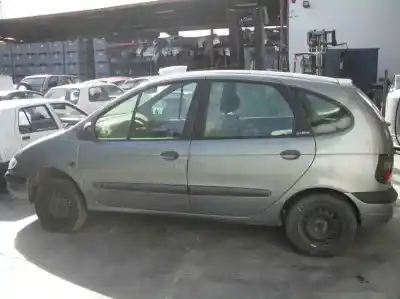 Scrapping Vehicle RENAULT MEGANE I SCENIC (JA0) 1.9 Turbodiesel CAT (F8Q-784) of the year 1997 powered F8Q