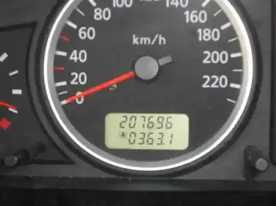 Veículo de Sucata nissan almera (n16/e) line up do ano 2005 alimentado yd22ddt