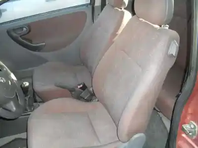 Здавання транспортного засобу opel corsa c club року 2001 потужний y17dtl