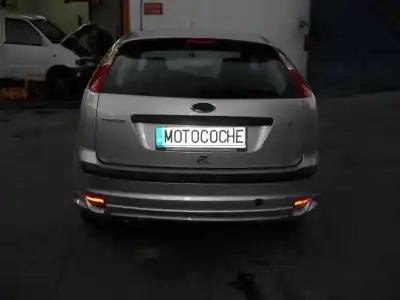 Veículo de Sucata ford focus berlina (cap) 1.6 cat do ano 2004 alimentado hxda