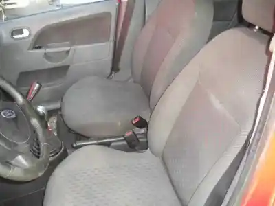 Scrapping Vehicle ford fiesta (cbk) 1.4 16v cat of the year 2003 powered fxja