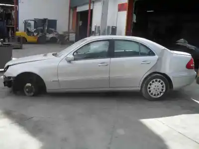 Scrapping Vehicle MERCEDES-BENZ CLASE E (W211) BERLINA E 270 CDI (211.016) of the year 2004 powered 647961