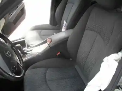 Veículo de Sucata mercedes-benz clase e (w211) berlina e 270 cdi (211.016) do ano 2004 alimentado 647961