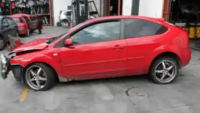 Veículo de Sucata FORD FOCUS BERLINA (CAP) Sport do ano 2005 alimentado G6DA