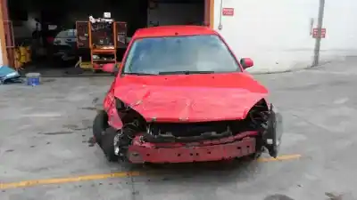 Veículo de Sucata ford focus berlina (cap) sport do ano 2005 alimentado g6da