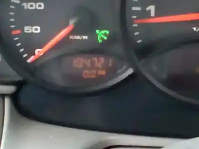 Scrapping Vehicle porsche 911 (typ 996) carrera 4 cabrio of the year 1999 powered m9601