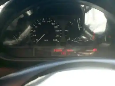 Sloopvoertuig bmw serie 3 compact (e46) 320td van het jaar 2003 aangedreven m47n204d4