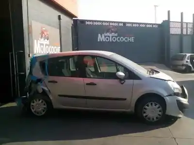 Scrapping Vehicle RENAULT GRAND MODUS Authentique of the year 2010 powered D4F740