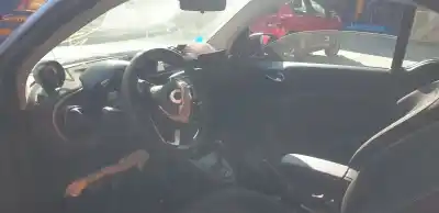 Veículo de Sucata smart fortwo coupe motor eléctrico 60 kw do ano 2018 alimentado 5al60