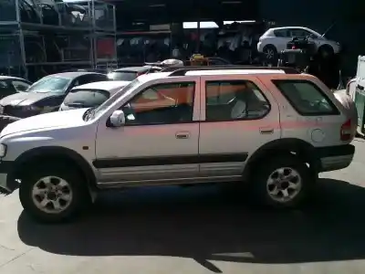 Veicolo di demolizione opel frontera b limited dell'anno 1998 alimentato x22dth