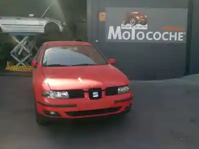 Здавання транспортного засобу seat leon (1m1) stella року 2002 потужний bcb