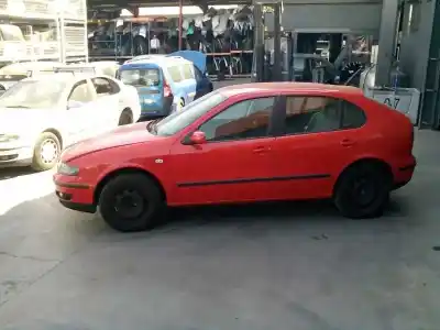 Здавання транспортного засобу seat leon (1m1) stella року 2002 потужний bcb
