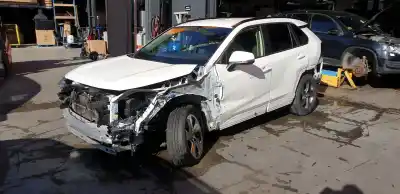 Véhicule à la ferraille toyota                                             rav4                                                                                                                                                                                                                                                       hybrid 4x2 advance                                                                                                                                                                                                                                         de l'année 2019 alimenté a25a