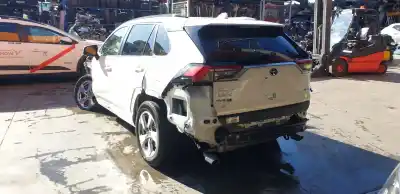Véhicule à la ferraille toyota                                             rav4                                                                                                                                                                                                                                                       hybrid 4x2 advance                                                                                                                                                                                                                                         de l'année 2019 alimenté a25a