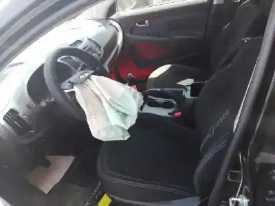 Veicolo di demolizione kia sportage drive 4x2 dell'anno 2012 alimentato g4fd