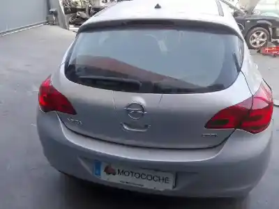 Veículo de Sucata opel astra j lim. enjoy do ano 2011 alimentado a17dtr