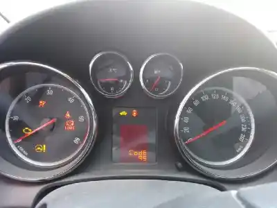 Veículo de Sucata opel astra j lim. enjoy do ano 2011 alimentado a17dtr