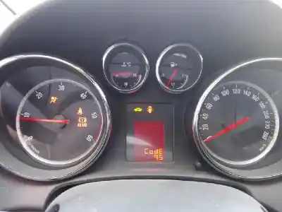 Veículo de Sucata opel astra j lim. enjoy do ano 2011 alimentado a17dtr