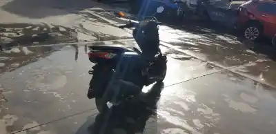 Sloopvoertuig yamaha nmax nmax 125 van het jaar 2023 aangedreven e32te