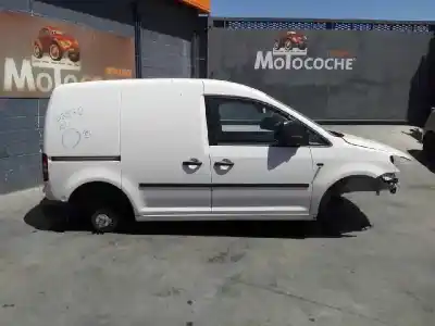 Veicolo di demolizione VOLKSWAGEN CADDY KA/KB (2C) Furgón Economy BlueMotion dell'anno 2015 alimentato CAYA