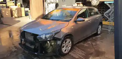 Scrapping Vehicle kia ceed concept of the year 2023 powered 