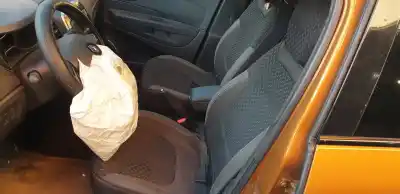 Vehicul casat renault captur limited al anului 2018 alimentat k9k628