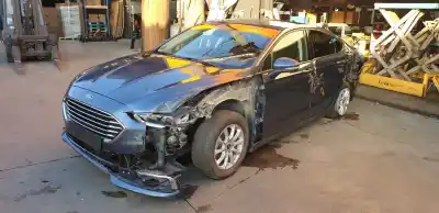 Veicolo di demolizione ford mondeo lim. hybrid dell'anno 2021 alimentato uacc