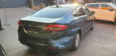 Veicolo di demolizione ford mondeo lim. hybrid dell'anno 2021 alimentato uacc