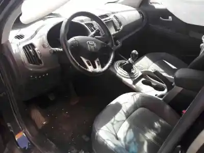 Veicolo di demolizione kia sportage drive 4x2 dell'anno 2015 alimentato 