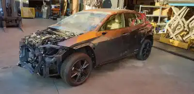 Veicolo di demolizione lexus ux (za10) 250h e-four dell'anno 2019 alimentato m20a
