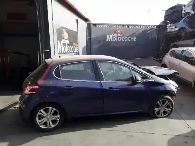 Veículo de Sucata PEUGEOT 208 Active do ano 2013 alimentado 9HP