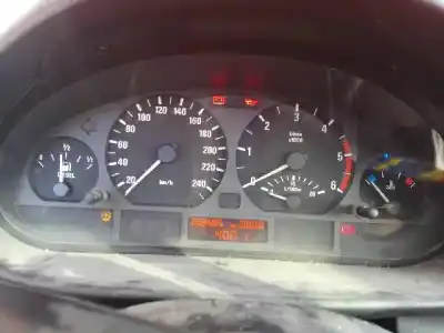 Veículo de Sucata bmw serie 3 compact (e46) 320td do ano 2002 alimentado m47n204d4