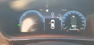 Scrapping Vehicle toyota corolla (e21) hybrid style of the year 2023 powered 2zr