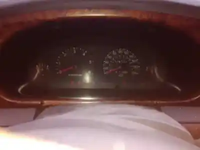 Veículo de Sucata kia carnival td ls do ano 2000 alimentado j3