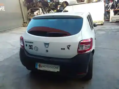 Veículo de Sucata dacia sandero ambiance do ano 2013 alimentado d4f732