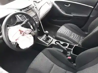 Veículo de Sucata hyundai i30 (gd) classic do ano 2013 alimentado d4fc