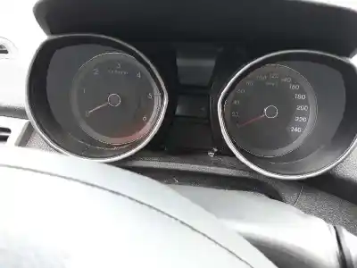 Veículo de Sucata hyundai i30 (gd) classic do ano 2013 alimentado d4fc