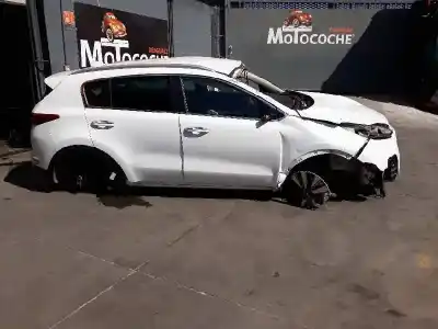 Veicolo di demolizione KIA SPORTAGE Drive 4x2 dell'anno 2017 alimentato D4FD