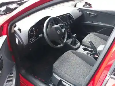 Здавання транспортного засобу seat leon st (5f8) style року 2014 потужний clha