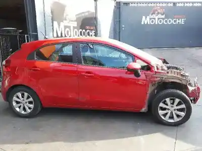 Veículo de Sucata KIA RIO Emotion do ano 2011 alimentado D4FC