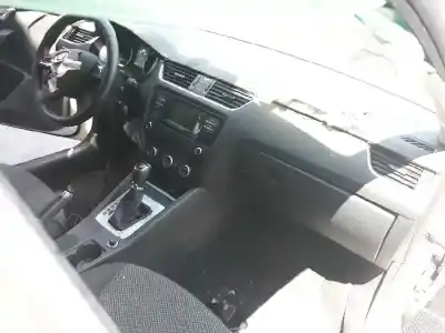 Здавання транспортного засобу skoda octavia combi (5e5) ambition року 2015 потужний ckfc