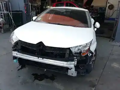 Vehicul casat citroen c4 lim. tonic al anului 2014 alimentat 8fp