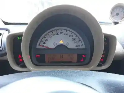 Veículo de Sucata smart coupe fortwo coupe mhd (52kw) (451.380) do ano 2009 alimentado 3b21