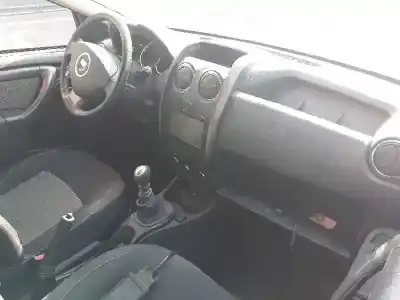 Veicolo di demolizione dacia duster 1.5 dci diesel fap cat dell'anno 2016 alimentato k9k666