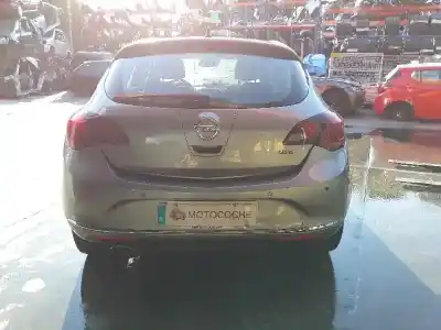 Sloopvoertuig opel astra j lim. excellence van het jaar 2013 aangedreven a20dth