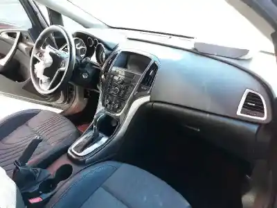 Sloopvoertuig opel astra j lim. excellence van het jaar 2013 aangedreven a20dth