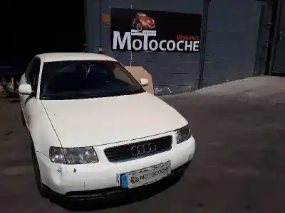 Veicolo di demolizione audi a3 (8l) 1.8 ambiente dell'anno 1999 alimentato agn