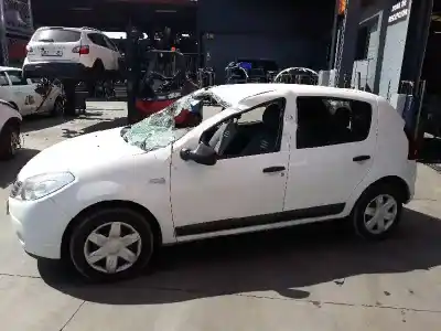 Veículo de Sucata dacia sandero ambiance do ano 2012 alimentado d4f732