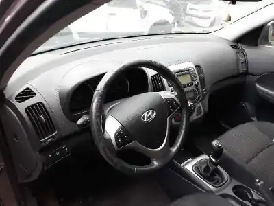 Veículo de Sucata hyundai i30 (gd) classic do ano 2011 alimentado d4fb